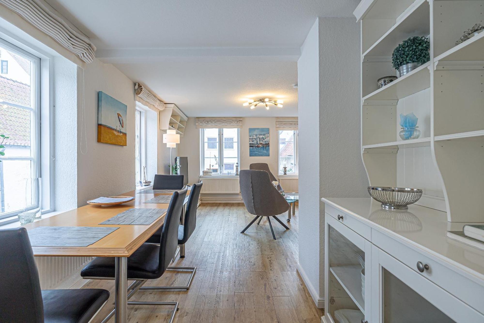Fewo1846 - Hugo Eckener - Komfortable Maisonette-Wohnung Mit 2 Schlafzimmern Im Stadtzentrum Flensburg Ngoại thất bức ảnh